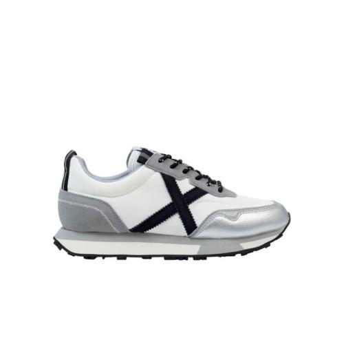 ZAPATILLA MUNICH MUJER  8215019 GRIS Y BLANCA 1
